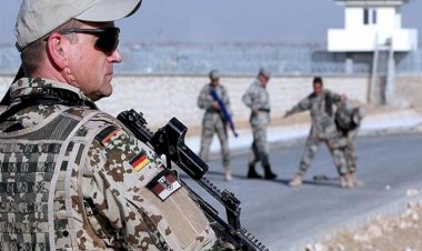 Scholz, Parlamentodan Alman askerlerinin 1 yıl daha Kürdistan Bölgesi'nde kalmasını talep etti