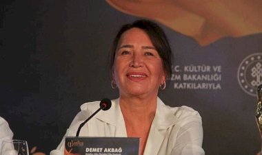 Demet Akbağ, Altın Portakal’da jüri başkanlığından istifa etti