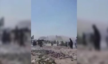 Pakistan'da camiye saldırı: Çok sayıda ölü ve yaralı var