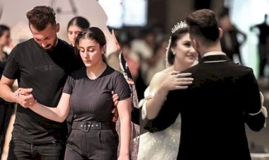 Faciadan sonra gelin ve damat ilk kez mezarlıkta görüntülendi