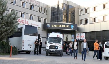 Van'da bir doktor görevi başında darbedilerek yoğun bakıma alındı