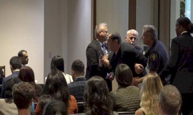 Ermeni gruptan Türk heyete saldırı