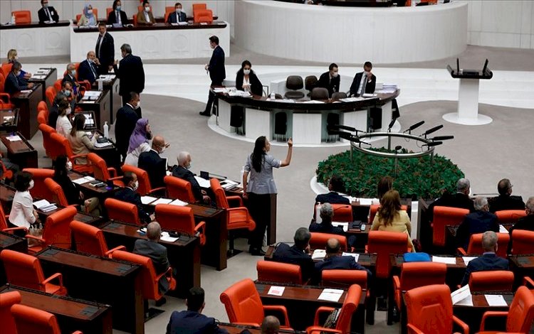 HDP'nin TBMM'de vekili kalmadı