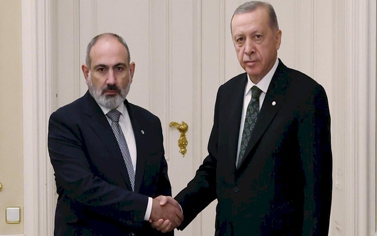 Erdoğan, Ermenistan Başbakanı Paşinyan ile görüştü