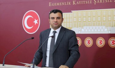 Meclis'te Kürtçe basın toplantısına tutanak