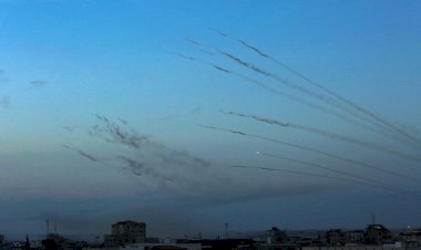 Hamas'ın saldırıları sonrası İsrail'den 'savaş durumu alarmı'