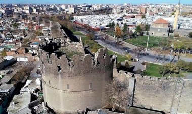 Diyarbakır'da şaibeli değişim: 885 olan seçmen sayısı aniden 2 bin 141'e çıkmış