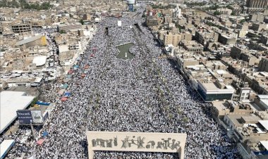 Sadr'ın çağırısıyla binlerce Iraklı, Filistin'e destek için toplandı