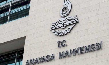 AYM'den 3 siyasi parti hakkında kapatma kararı