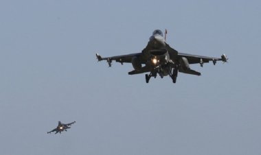 ABD'nin F-16 filosu Orta Doğu'ya ulaştı