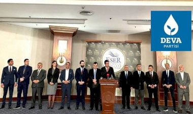 DEVA Partisi’nde deprem: İstanbul'da 13 ilçe başkanı istifa etti!