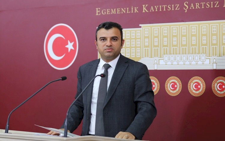 Meclis'te Kürtçe basın toplantısına tutanak