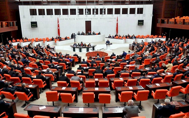 Meclis Kürdistan ifadesini 'kaba ve yaralayıcı' buldu!