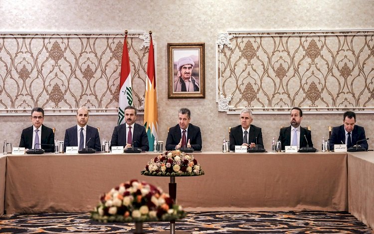 Mesrur ​​Barzani Kürdistan Bölgesi’ndeki bir grup yatırımcıyla görüştü