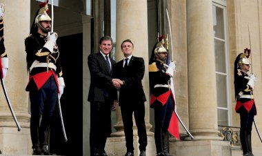 Macron'dan Başkan Neçirvan Barzani'ye: Burada olmandan kıvanç duyuyorum