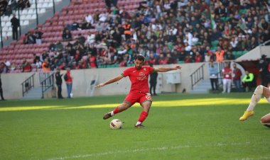 Amedspor’lu futbolcunun annesi maçta gözaltına alındı