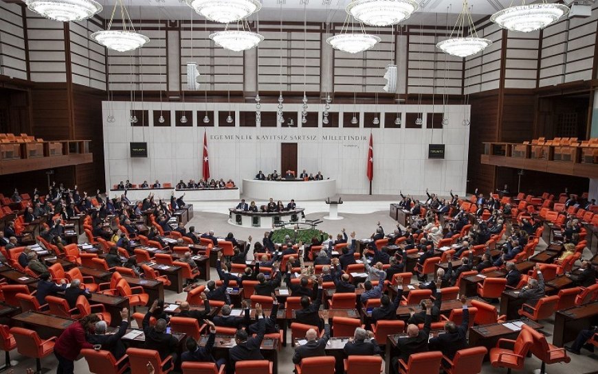 11 dokunulmazlık dosyası Meclis'e gönderildi