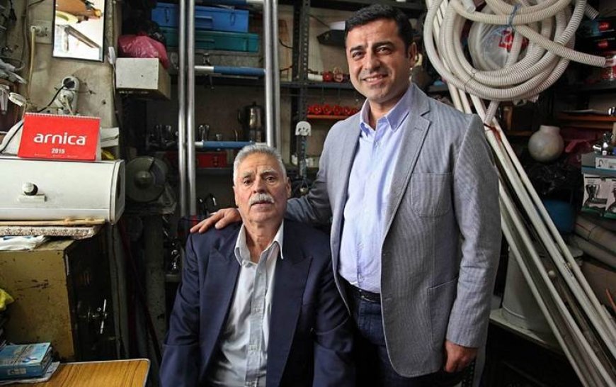 Selahattin Demirtaş'tan babasına veda mesajı