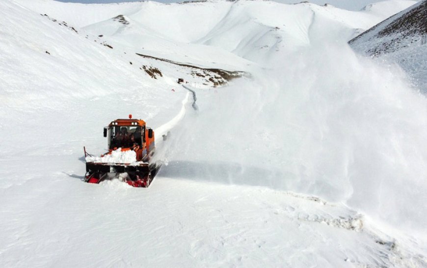 Van ve Hakkari'de 466 köye ulaşılamıyor