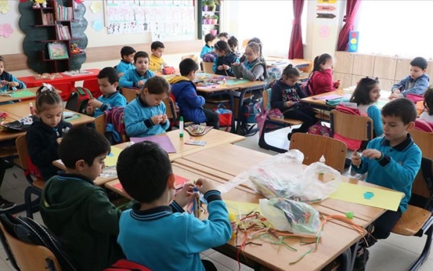 DEM Parti’den MİT'in çocuk etkinliğine tepki: İzin vermeyeceğiz