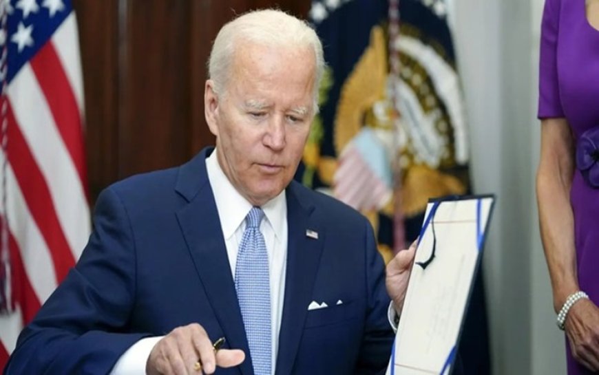 ABD Başkanı Biden, 95 milyar dolarlık Ukrayna-İsrail yardım paketini imzaladı