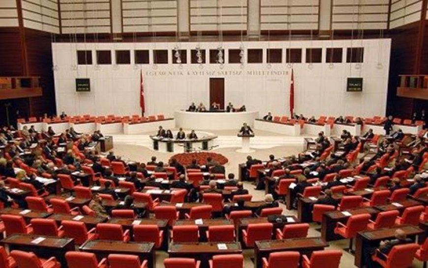 Meclis Başkanlığı Kürtçeye dair talebi 'Anayasaya aykırı' bularak reddetti