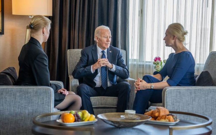 Biden, Aleksey Navalni’nin eşi ve kızıyla görüştü