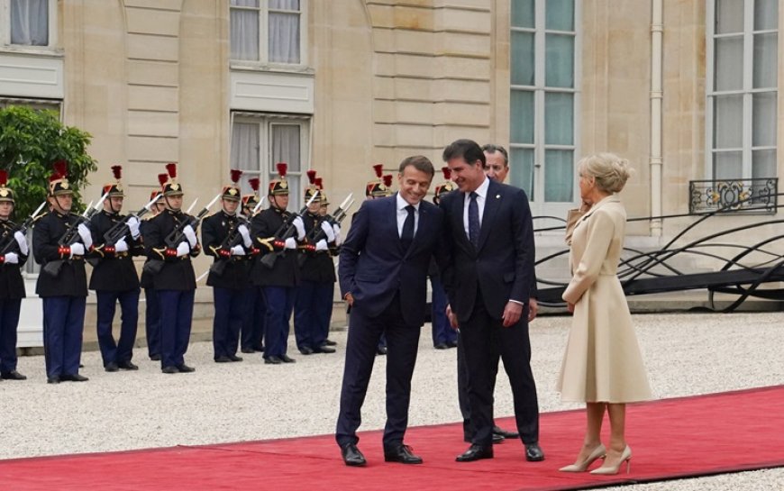 Macron Elysee Sarayında Neçirvan Barzani'yi karşıladı