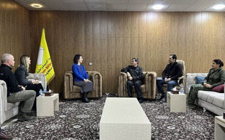 İngiliz heyetten Rojava’ya üst düzey ziyaret: Mazlum Abdi’den açıklama
