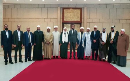 Dünya Müslüman Alimler Birliği heyeti Ahmed Şara’yı ziyaret etti