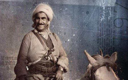 Ölümsüz lider Mele Mustafa Barzani 122 yıl önce bugün doğdu