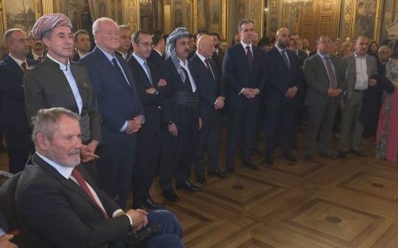 Paris'te özel Newroz kutlaması düzenlendi