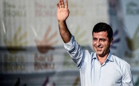 Demirtaş’a açılan davaya tepki: 'Barış sürecini sabote edecek nitelikte'