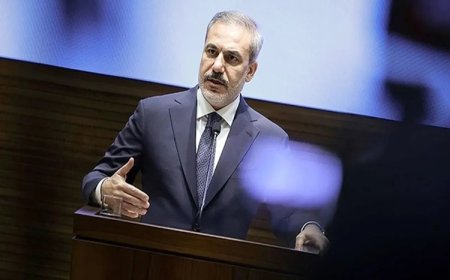 Katar’da bulunan Hakan Fidan’dan PKK’ye çağrı!