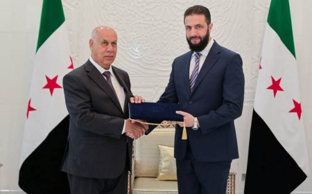 Irak, Ahmed Şara'yı Arap Zirvesi'ne resmi olarak davet etti