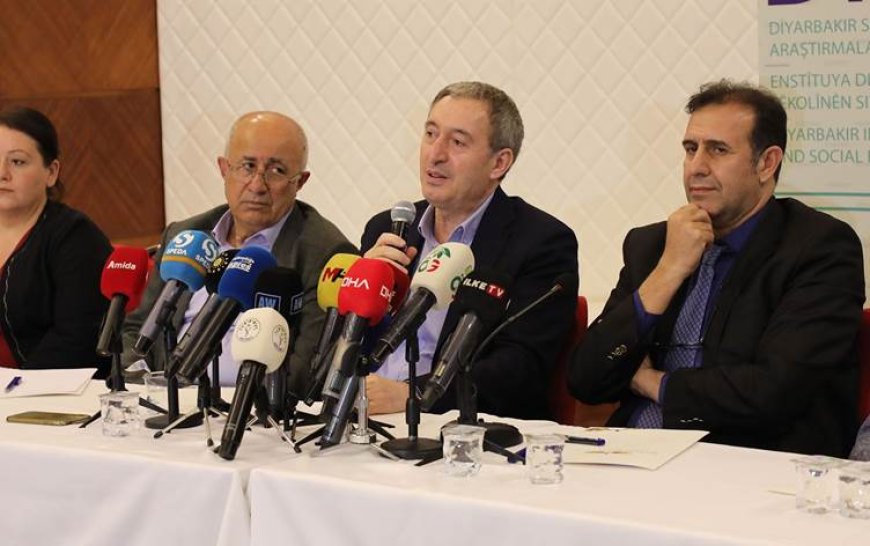 Bakırhan Diyarbakır’da konuştu: Süreç uzarsa boşluk oluşur