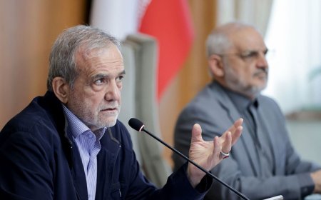 İran Cumhurbaşkanı Pezeşkiyan'dan Macron’a nükleer mesaj