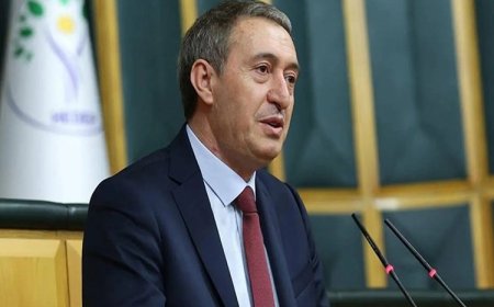 Bakırhan: Öcalan, Mesud Barzani'nin Kürt Ulusal Kongresi'ne başkanlık etmesini talep ediyor