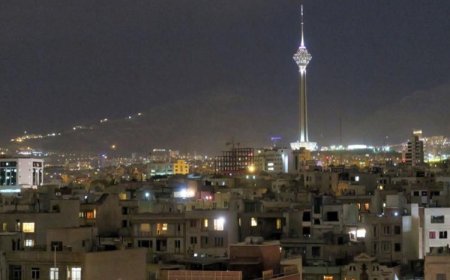 Tahran'da şiddetli patlama sesleri duyuldu