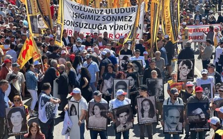 Madımak Katliamı'nda yaşamını yitirenler Sivas'ta anıldı