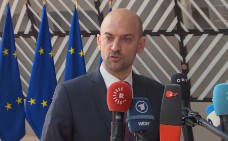 Fransa Dışişleri Bakanı: Kürtler ile Şam arasındaki diyaloğa aracılık ediyoruz