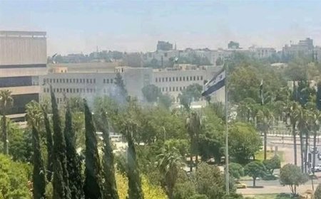 İsrail, Suriye Genelkurmay Başkanlık binasını vurdu