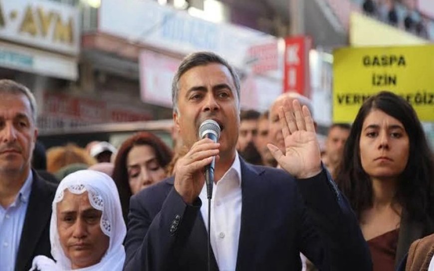 Van’da kayyım 223 belediye çalışanını işten çıkardı: Abdullah Zeydan’dan açıklama