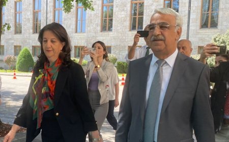 DEM Parti heyeti, Öcalan ile görüşmek için İmralı'da