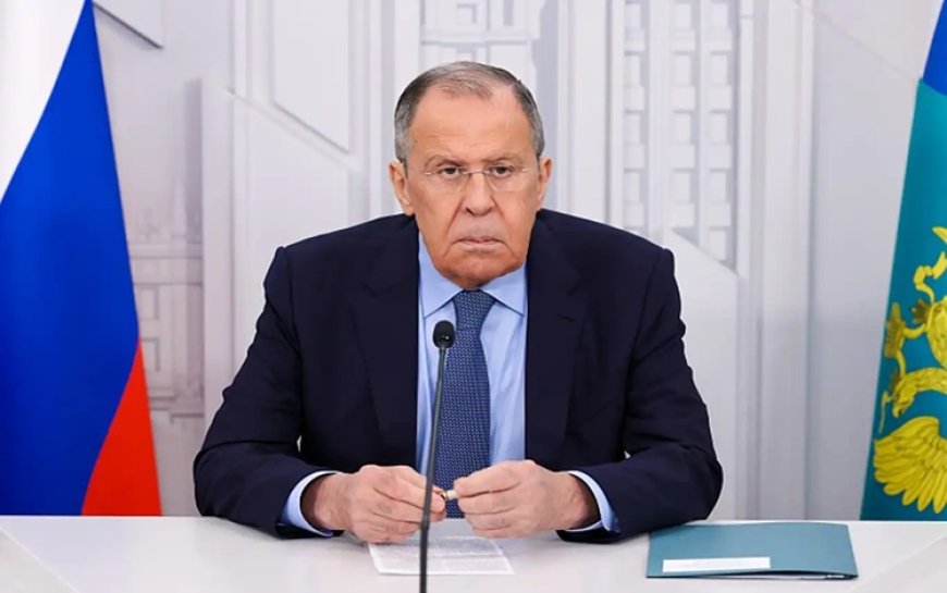 Lavrov: Putin, Zelenskiy ile görüşmeye hazır ancak şartları var