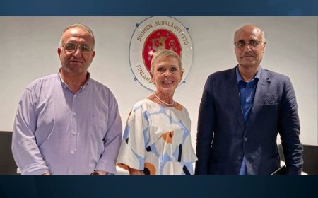 Rojava Özerk Yönetimi yetkilileri ile Finlandiya Büyükelçisi Beyrut'ta bir araya geldi