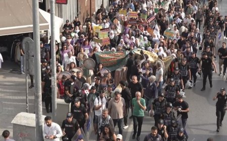 İstanbul’da Kürtçeye resmi statü ve ana dilde eğitim için büyük yürüyüş