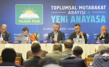 HÜDA PAR'dan Anayasa çalıştayı: Darbe anayasasının gölgesinden çıkılmalı, adil bir anayasa yapılmalı
