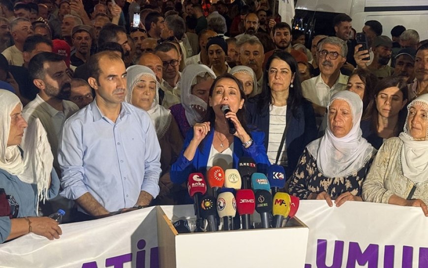 Tülay Hatimoğulları: Ne barış ne demokrasi bizlere altın tepsiyle sunulmayacak