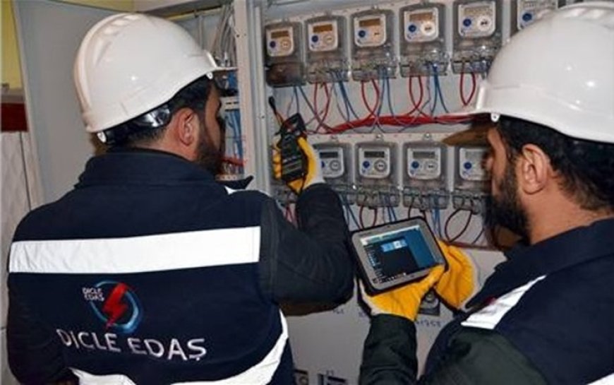 Batman’da DEDAŞ AK Partili iki ilçe ve bir belde belediyesinin elektriğini kesti